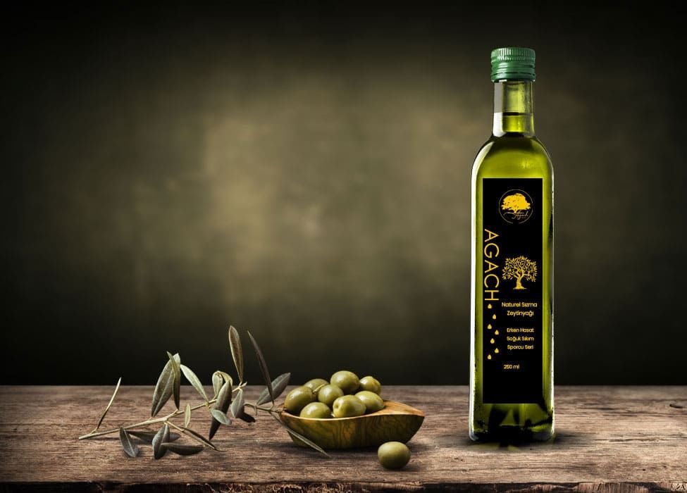 bottling and packaging extra virgin olive oil for final product